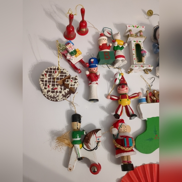 Vintage Christmas Mix Ornaments Hand Painted/Kurt S Adler/Made in Taiwan. (READ) - Picture 2 of 9